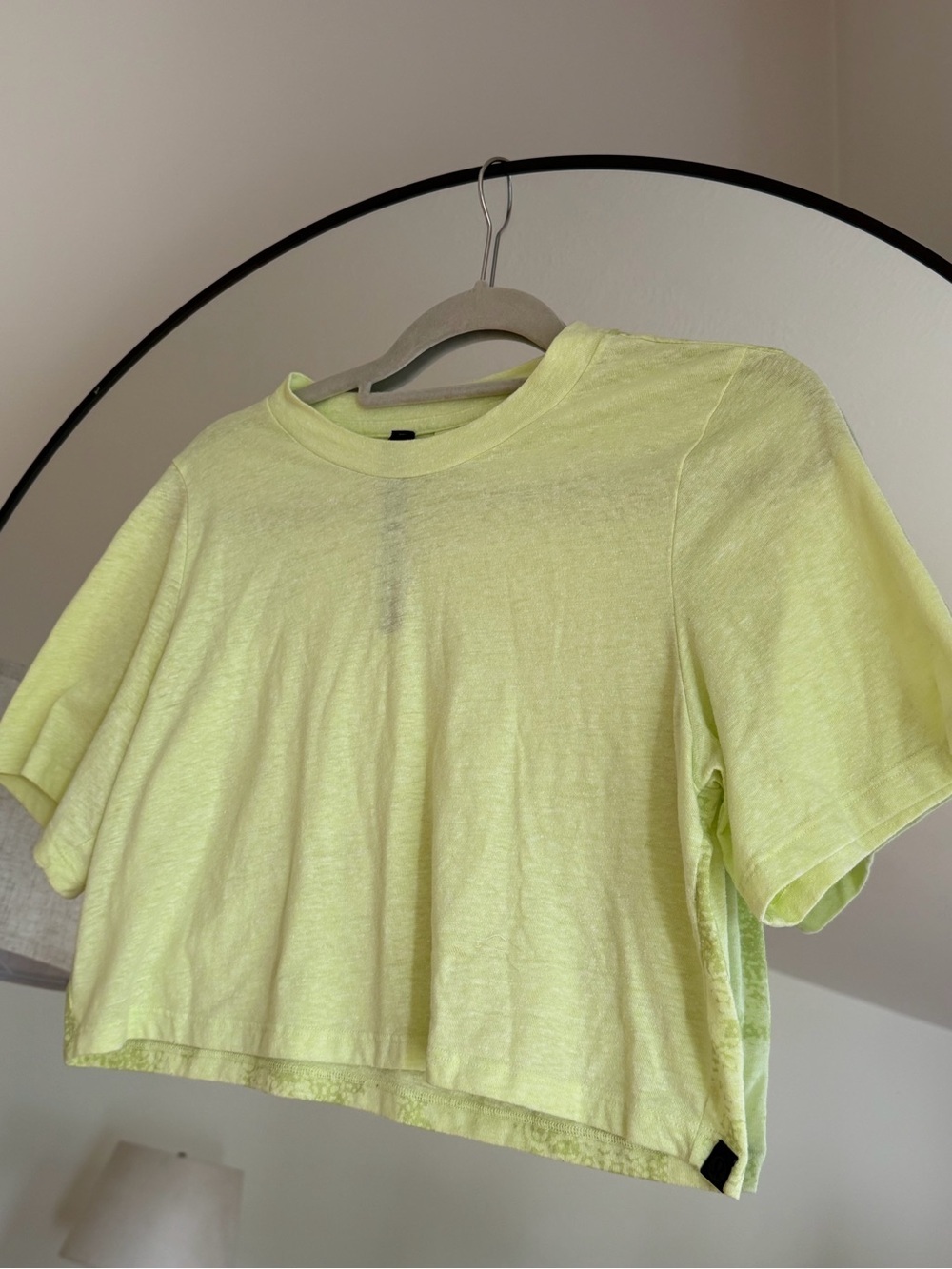 Lululemon lab relaxed cropped tshirt - Picture 2 of 5